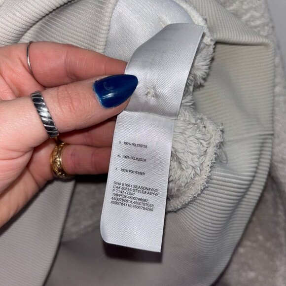 The North Face Women’s Osito Pullover Hoodie (Rare International Edition) - Picture 6 of 9